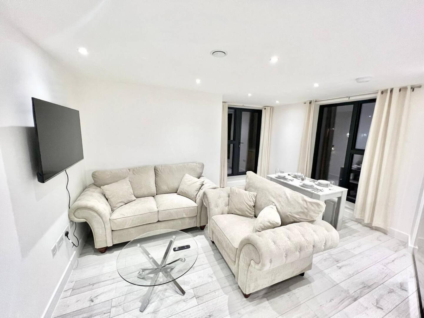 Queens Luxury Apartments Wembley Stadium - Londýn Exteriér fotografie